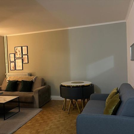 Proche Chateau De Versailles Avec Balcon Vu Sur Une Foret Et Parking Gratuit Pour 5 Personnes Maximum Bagian luar foto