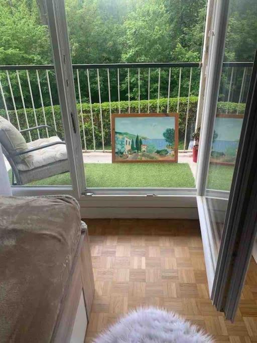 Proche Chateau De Versailles Avec Balcon Vu Sur Une Foret Et Parking Gratuit Pour 5 Personnes Maximum Bagian luar foto